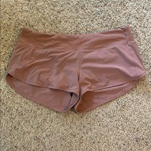 LULULEMON SHORTS!!